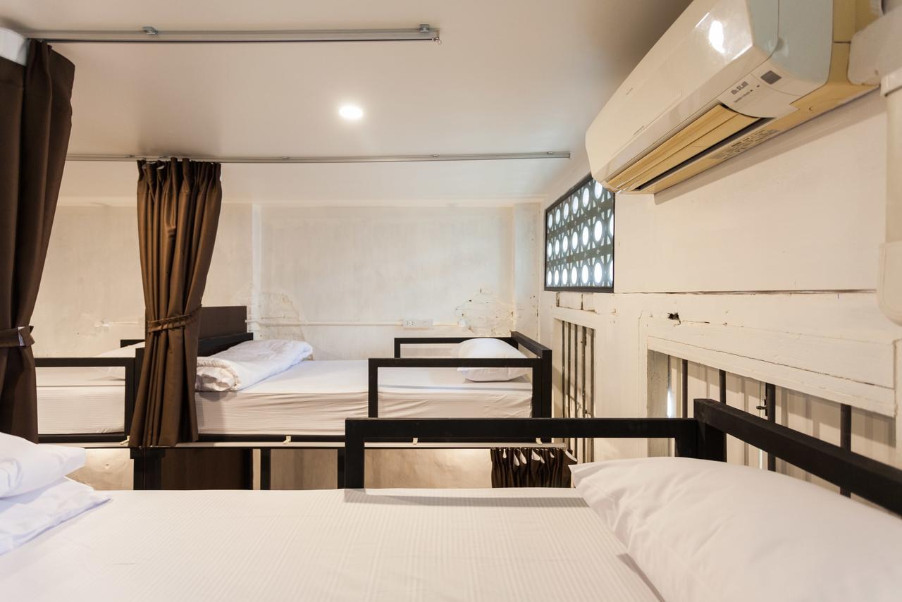 Feel Good Hostel Phuket Екстериор снимка