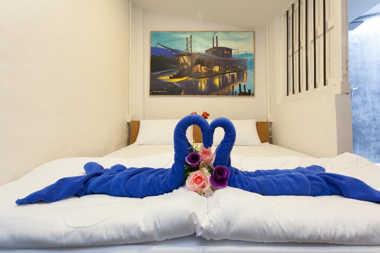 Feel Good Hostel Phuket Екстериор снимка