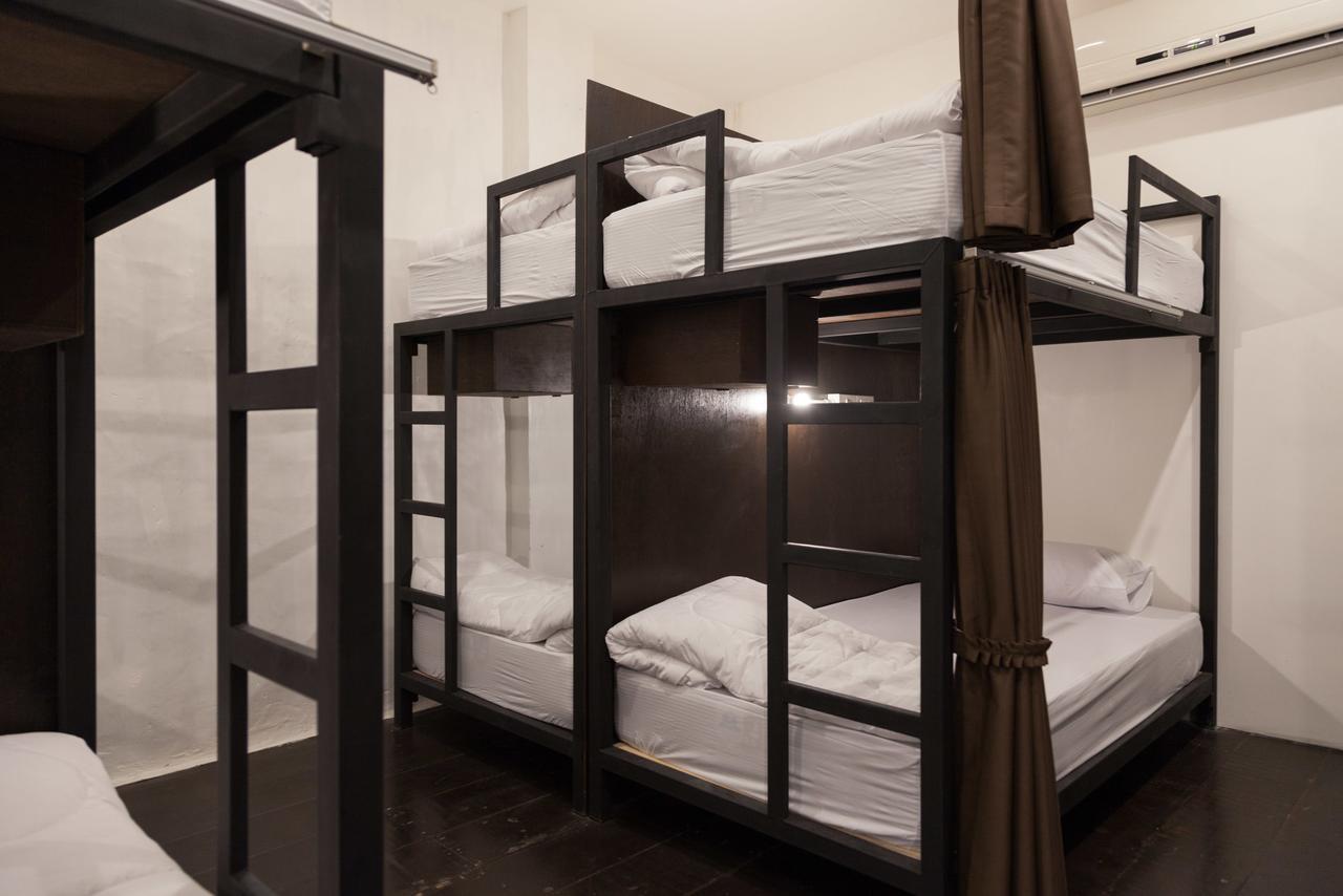 Feel Good Hostel Phuket Екстериор снимка