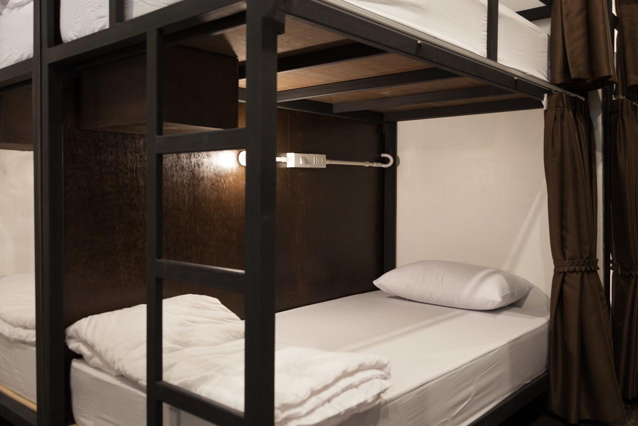 Feel Good Hostel Phuket Екстериор снимка